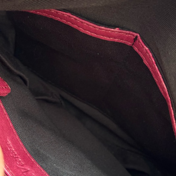 Pour La Victoria round crossbody bag - Picture 6 of 9